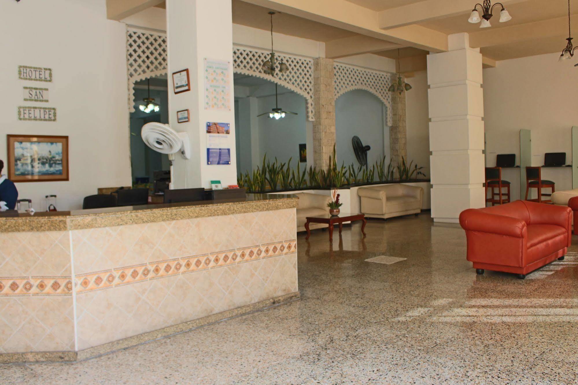Hotel Dorado Plaza Centro Historico Картахена Экстерьер фото